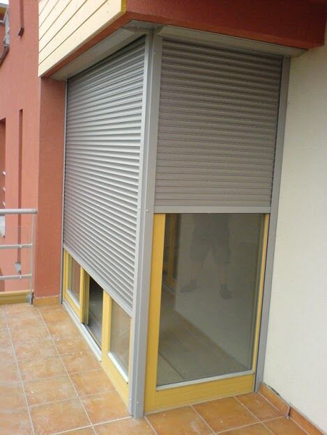 Venkovní rolety na terasových dveřích