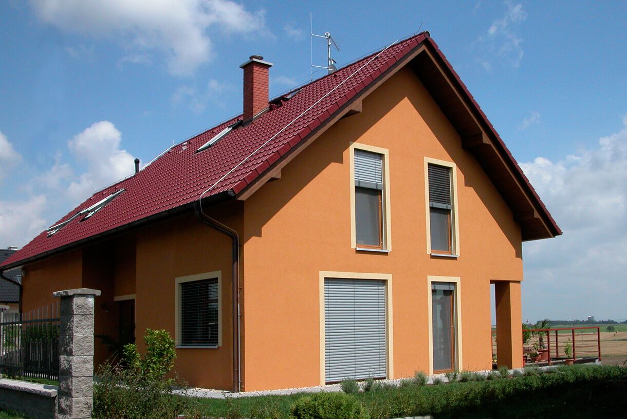 S venkovními žaluziemi můžete plynule regulovat zastínění interiéru
