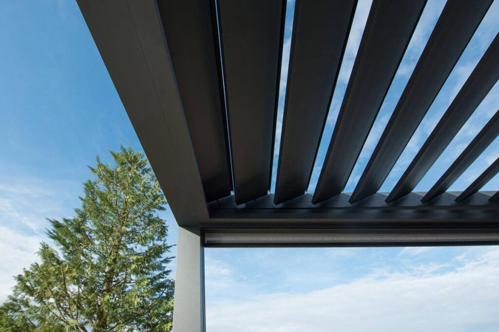 Lamely pargoly Espacio lze snadno regulovat a natáčet dle potřeby