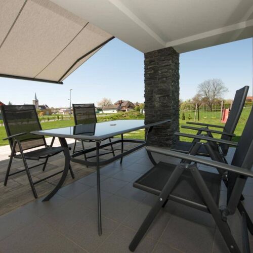 Detail st&iacute;něn&iacute; mark&yacute;zou Scrigno