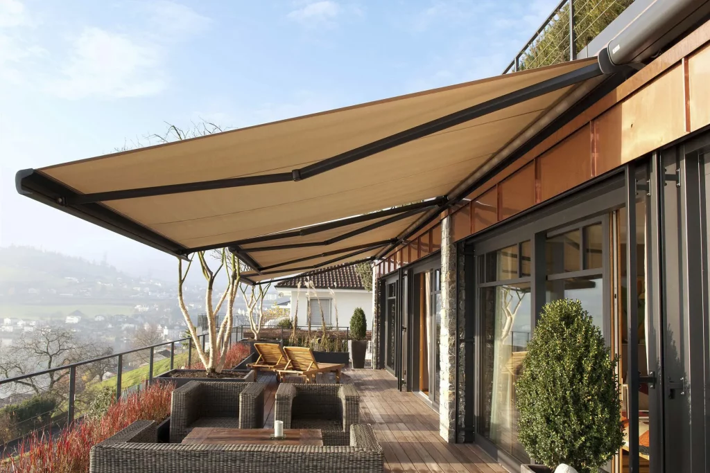 Markýza Tendabox a krásný výhled na přírodu