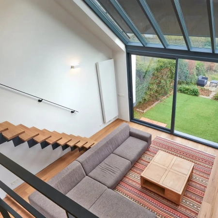 Veranda-HRV80-ZIP v modern&iacute;m domě