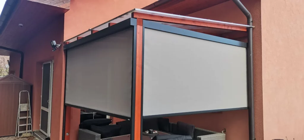Roleta Screen Alfa-ZIP u rodinného domku