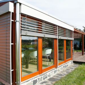 Venkovní žaluzie - stříbrná Venkovní žaluzie - stříbrná