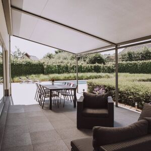 St&iacute;něn&iacute; terasy Veranda-HRV80-ZIP-2P s posezen&iacute;m