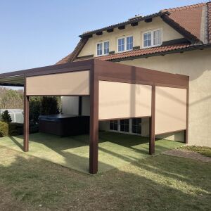 Hliníková pergola Horizontal kryje s bočním stíněním